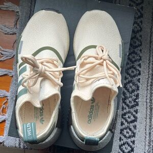 NMD_R1 W Adidas
